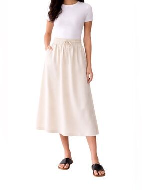 Spanx Luxe Drape Carry On Skirt Cream Size M NWT